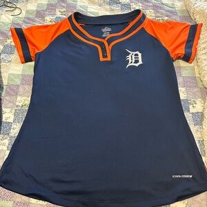 EUC 🐅 Detroit Tigers 🐯 Navy Blue and Orange Baseball Shirt